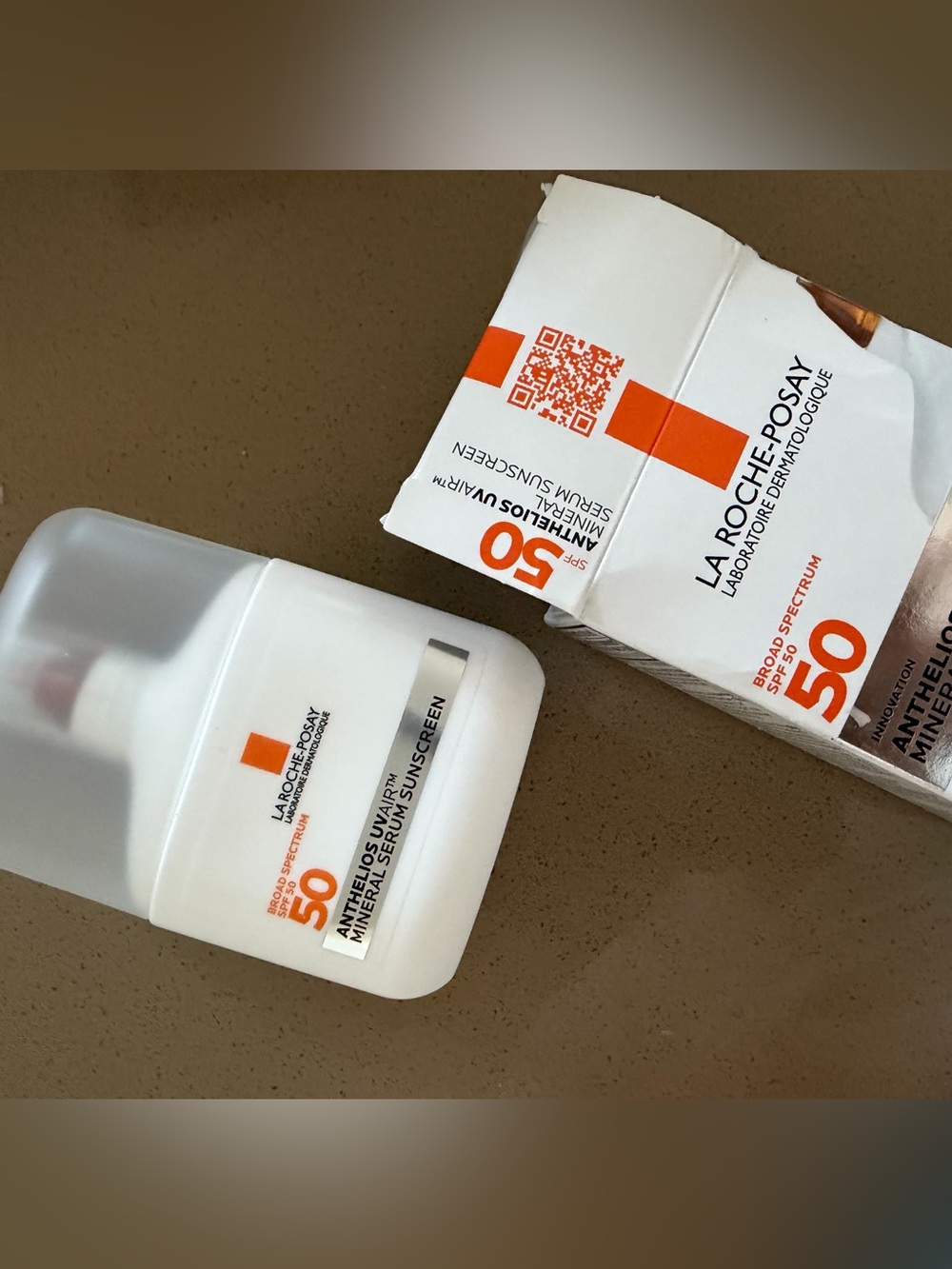 la roche posay Anthelios UVMINERAL Serum Sunscreen SPF 50